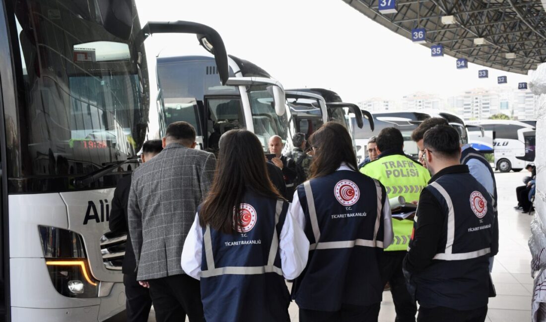 SAMSUN (AA) – Samsun'da Kurban Bayramı öncesi otogarda ücret tarifesine