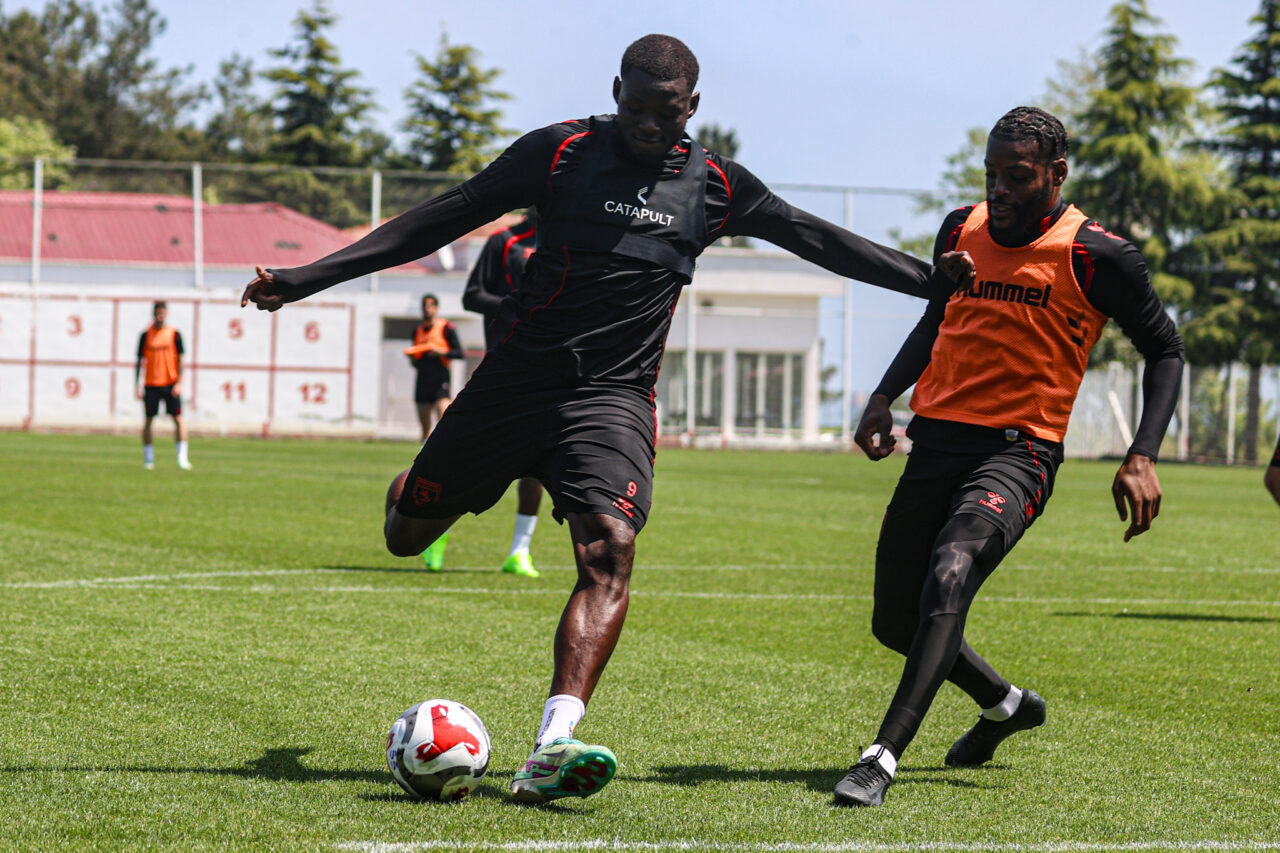 SAMSUN (AA) – Trendyol Süper Lig'in 33. haftasında yarın deplasmanda