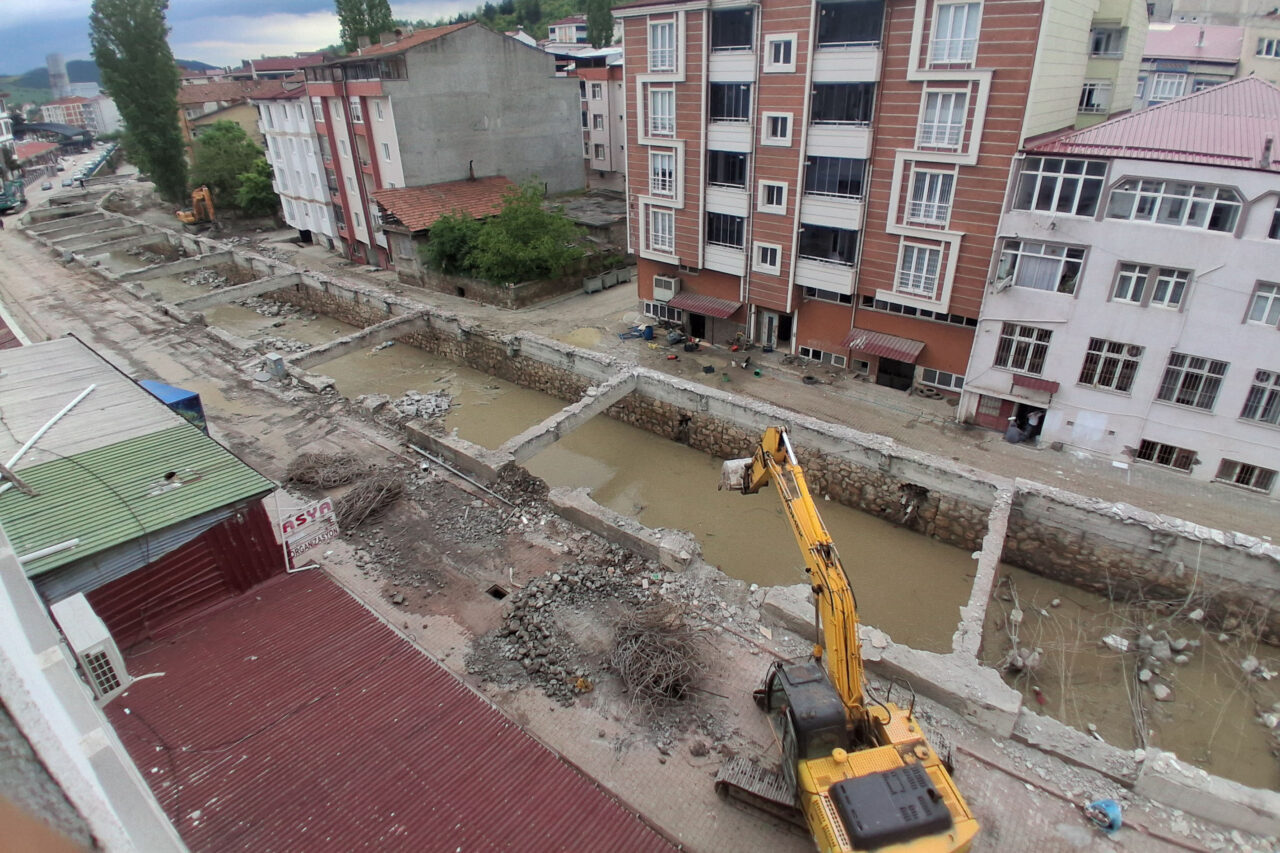SAMSUN (AA) – Samsun'un Havza ilçesinde meydana gelen selin ardından