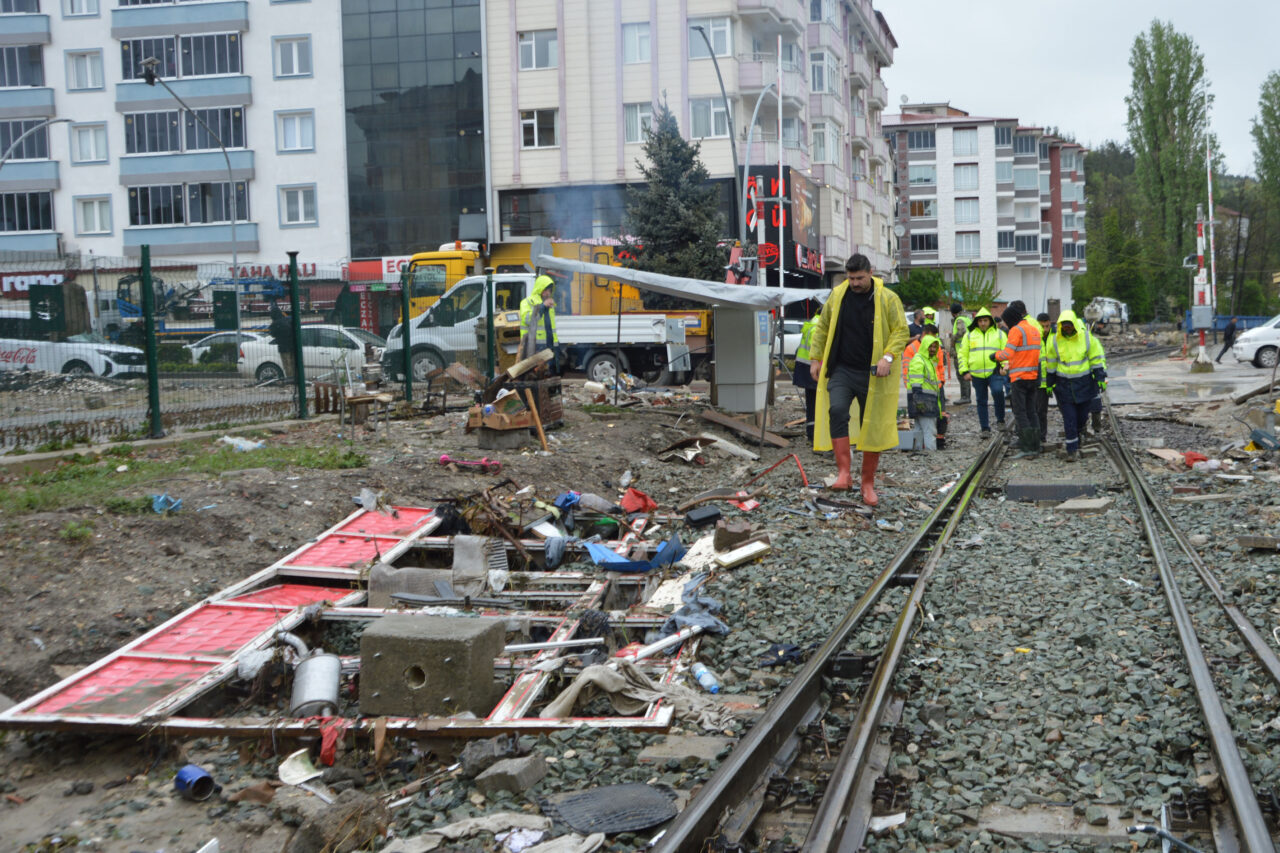 SAMSUN (AA) – Samsun'un Havza ilçesinde selde zarar gören demir