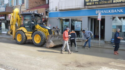 SAMSUN (AA) – Samsun'un Havza ilçesinde selin ardından yürütülen temizlik