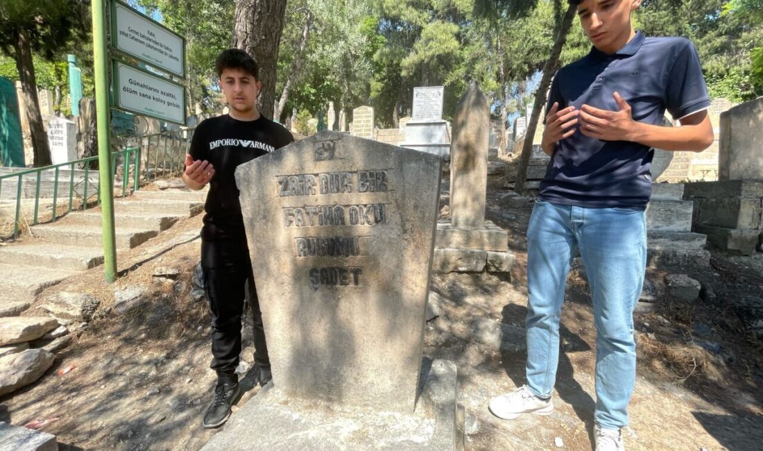 GAZİANTEP (AA) – Gaziantep, Malatya, Adıyaman, Kilis ve Kahramanmaraş'ta vatandaşlar,