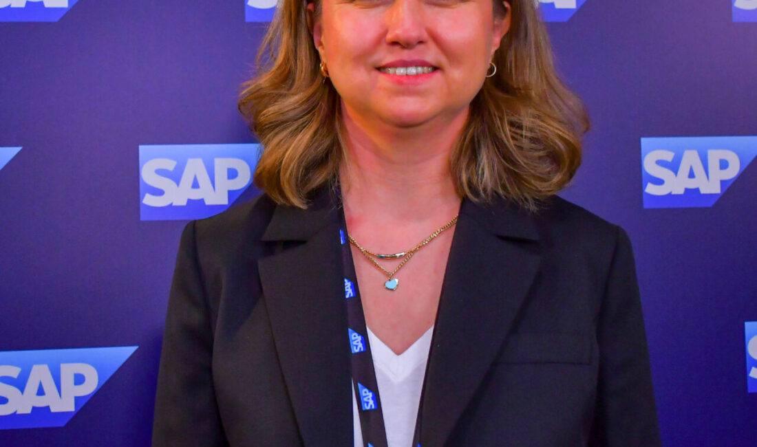 - SAP Türkiye Genel Müdürü Uğur Candan:
- "Entegre araç gereç