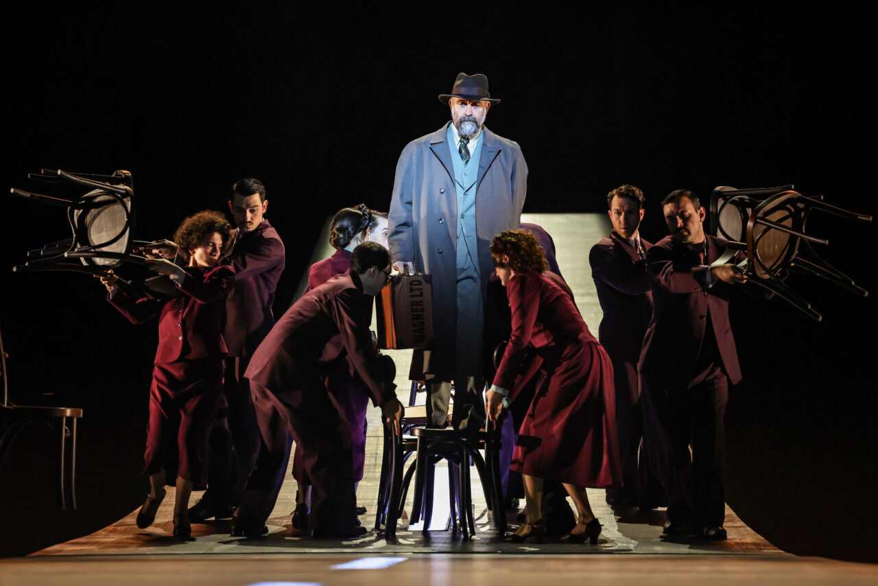 İSTANBUL (AA) – Zorlu Performans Sanatları Merkezinin 13. sezonunda izleyiciyle