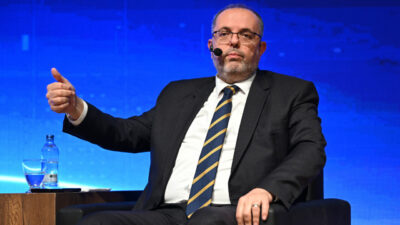 - MSÜ Rektörü Prof. Dr. Afyoncu:
-"Biz ve bizim babalarımız 2.