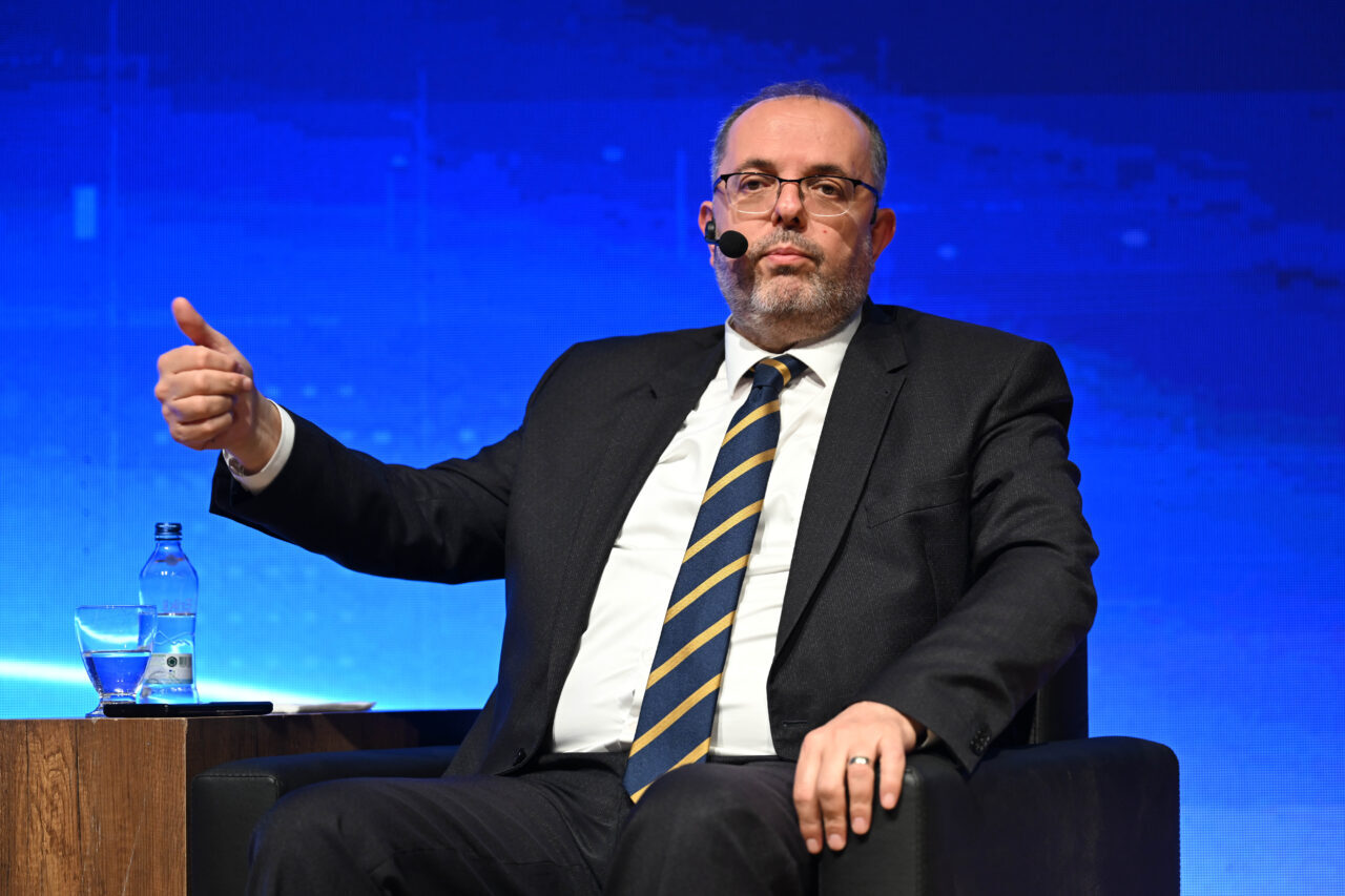 - MSÜ Rektörü Prof. Dr. Afyoncu:
-"Biz ve bizim babalarımız 2.