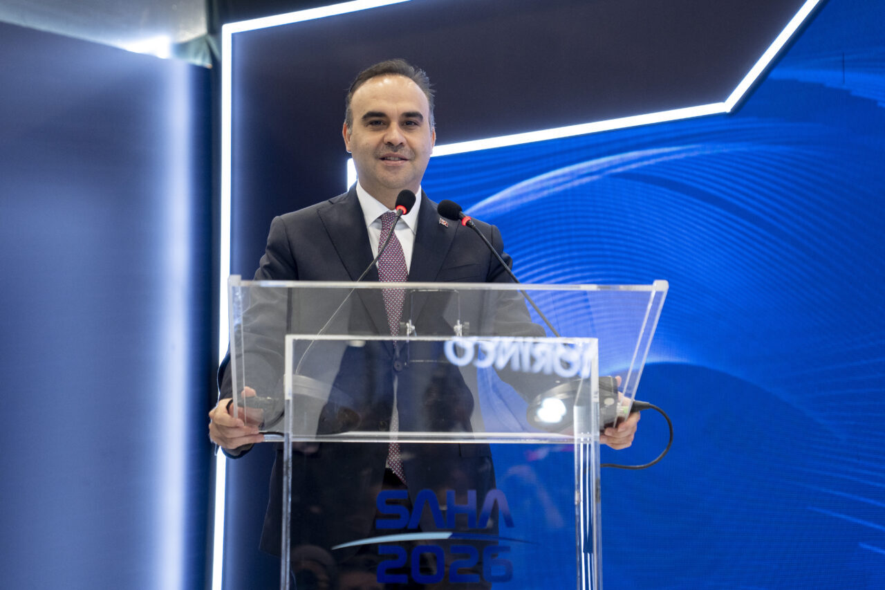 - Sanayi ve Teknoloji Bakanı Mehmet Fatih Kacır:
- "Bu programda