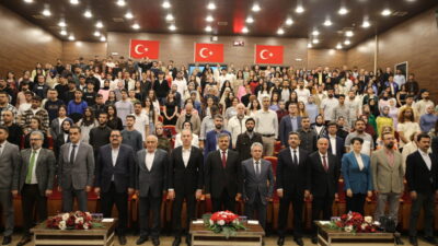 - SİÜ Eğitim Fakültesi Dekanı Prof. Dr. Cahit Pesen:
- "İbrahim