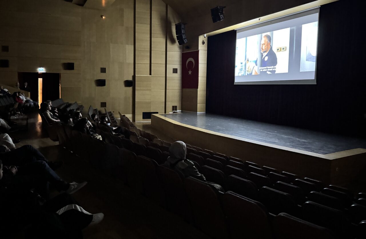 SİNOP (AA) – Gazze’de İsrail ateşi altında bir araçta mahsur