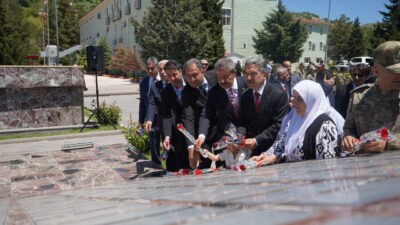 ŞIRNAK (AA) – Şırnak Valisi Birol Ekici, Kurban Bayramı dolayısıyla