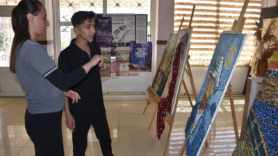 - Şırnak Güzel Sanatlar Lisesi Resim Bölümü 12. sınıf öğrencisi