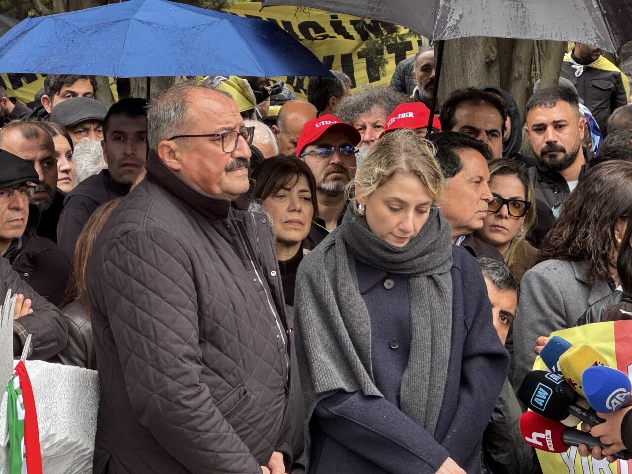 - DEM Parti Eş Genel Başkanı Bakırhan:
- "Hiçbir zaman sözünü