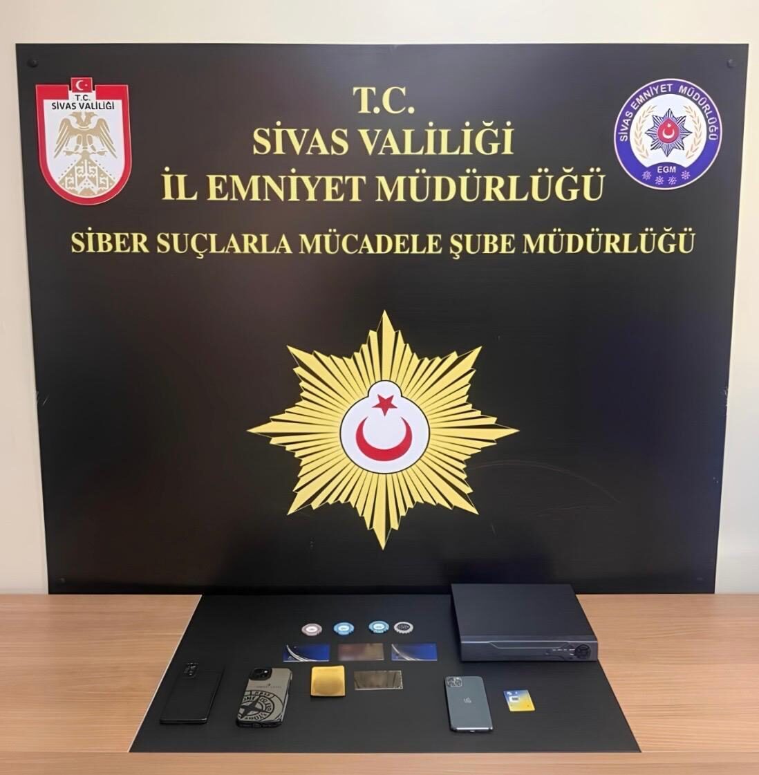 SİVAS (AA) – Sivas merkezli 3 ilde düzenlenen yasa dışı