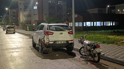 SİVAS (AA) – Sivas'ın Şarkışla ilçesinde park halindeki cipe çarpan