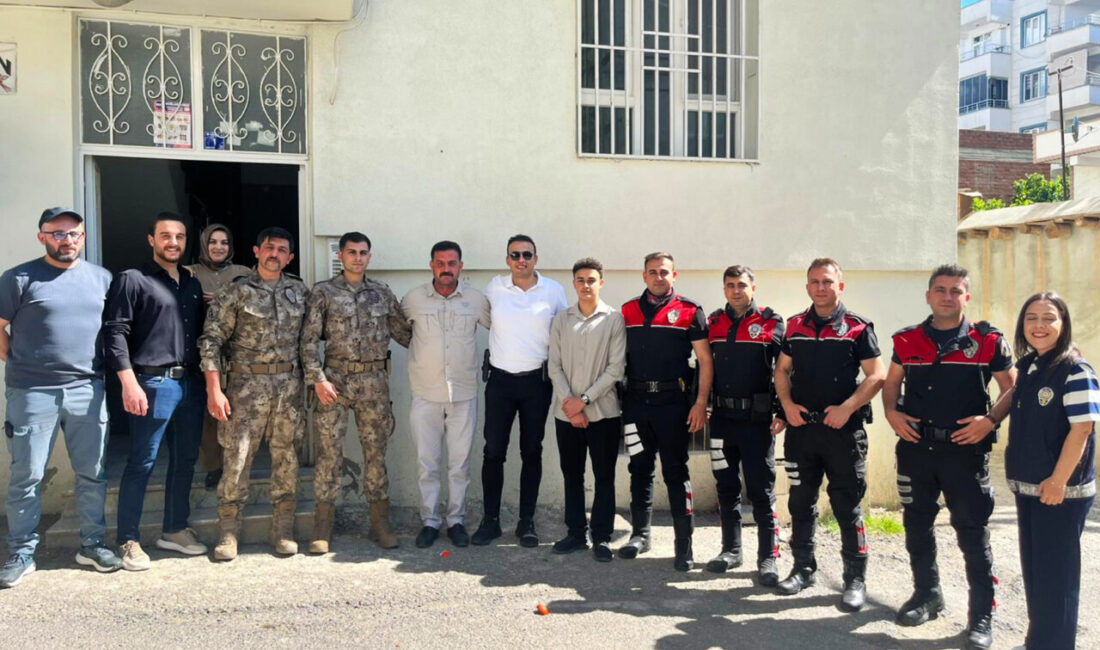 ŞANLIURFA (AA) – Şanlıurfa'nın Siverek ilçesinde polis ekipleri, şehit polis