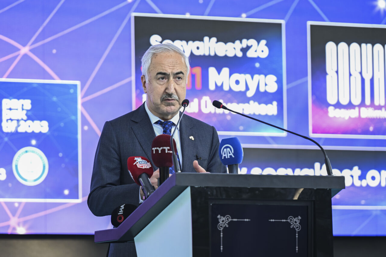 - Gençlik ve Spor Bakan Yardımcısı Safa Koçoğlu Gürsoy:
- "Sizler