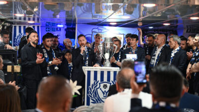 - Mavi-beyazlı kulübün başkanı Ahmet Dal:
"Süper Lig başka bir ortam,
