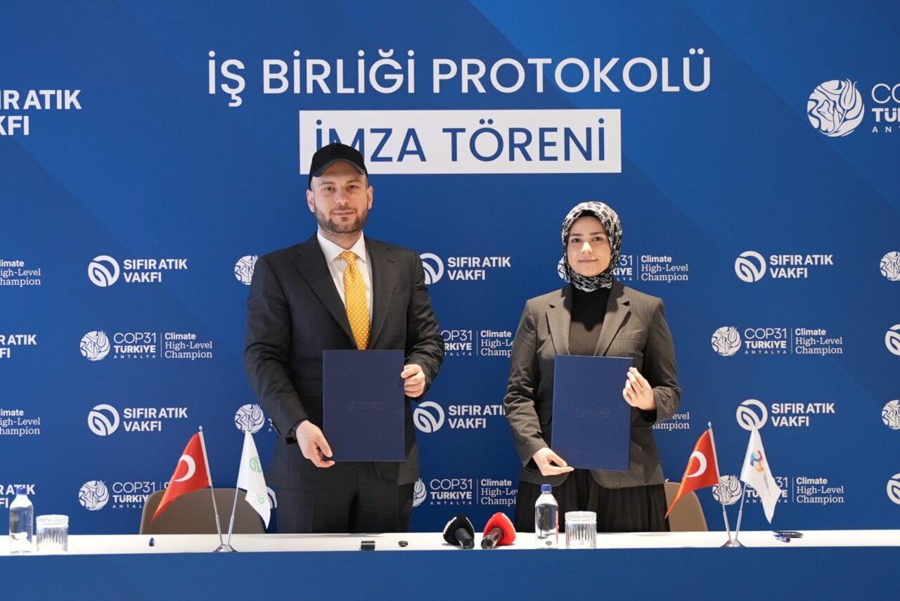 - Sıfır Atık Vakfı Başkanı Samed Ağırbaş:
- "Bu işbirliği protokolüyle