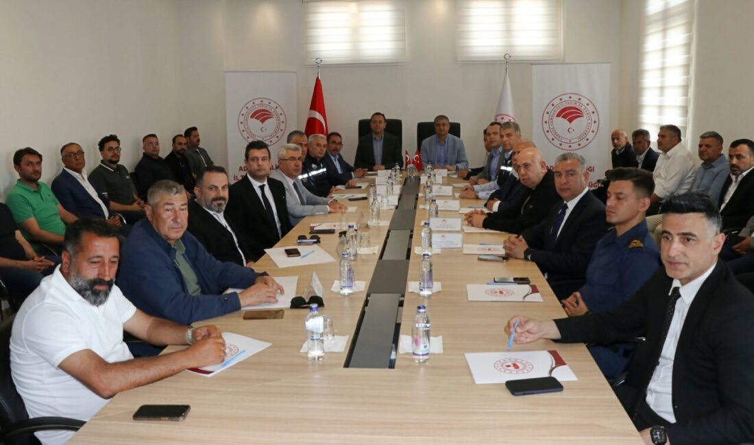 - "Bu sektör Türkiye'mize 2,25 milyar dolar ihracatta bir değer
