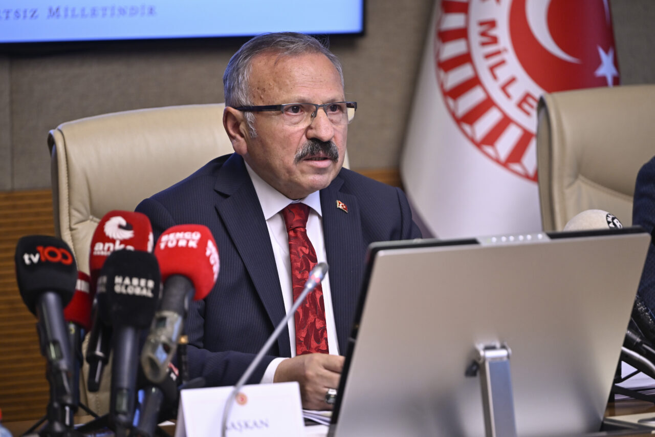 - İstanbul Medeniyet Üniversitesi Çocuk ve Ergen Ruh Sağlığı ve