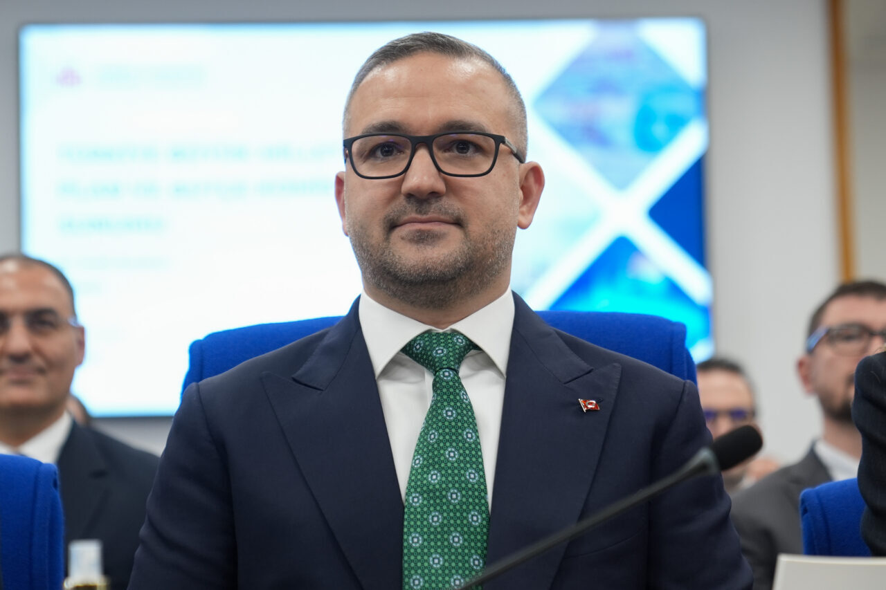 - "(ABD-İsrail ile İran arasındaki) Savaş, dezenflasyon sürecini olumsuz etkilese