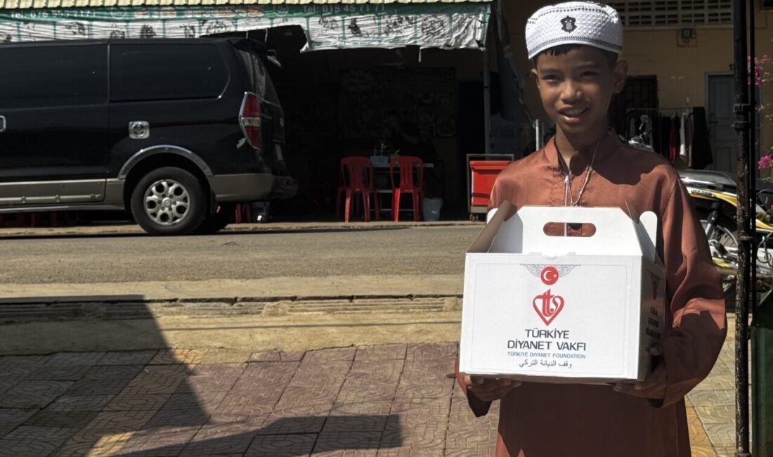 BATTAMBANG (AA) – Türkiye Diyanet Vakfı (TDV), Vekaletle Kurban Kesim