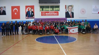 - Pamukkale Belediyespor, KKTC Vakıflar ve Amedspor, Süper Lig'e yükseldi