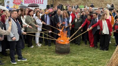 TEKİRDAĞ (AA) – Tekirdağ'da "3. Süleymanpaşa Kakava Hıdırellez Şenliği" başladı.