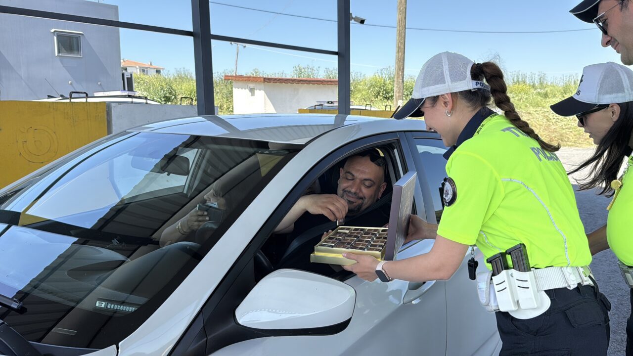 TEKİRDAĞ (AA) – Tekirdağ Emniyet Müdürlüğü ekipleri, Kurban Bayramı öncesinde