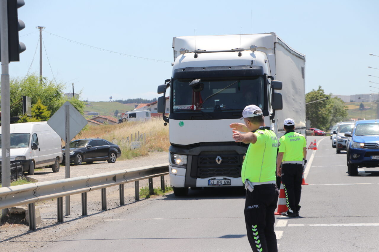TEKİRDAĞ (AA) – Kurban Bayramı tatili dolayısıyla artması beklenen trafik