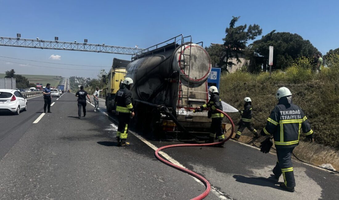 TEKİRDAĞ (AA) – Tekirdağ'da bir çimento kamyonunda seyir halindeyken çıkan
