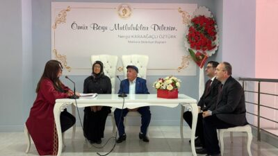 TEKİRDAĞ (AA) – Tekirdağ'da huzurevinde tanışan Safiye Nermin Öztemir ile