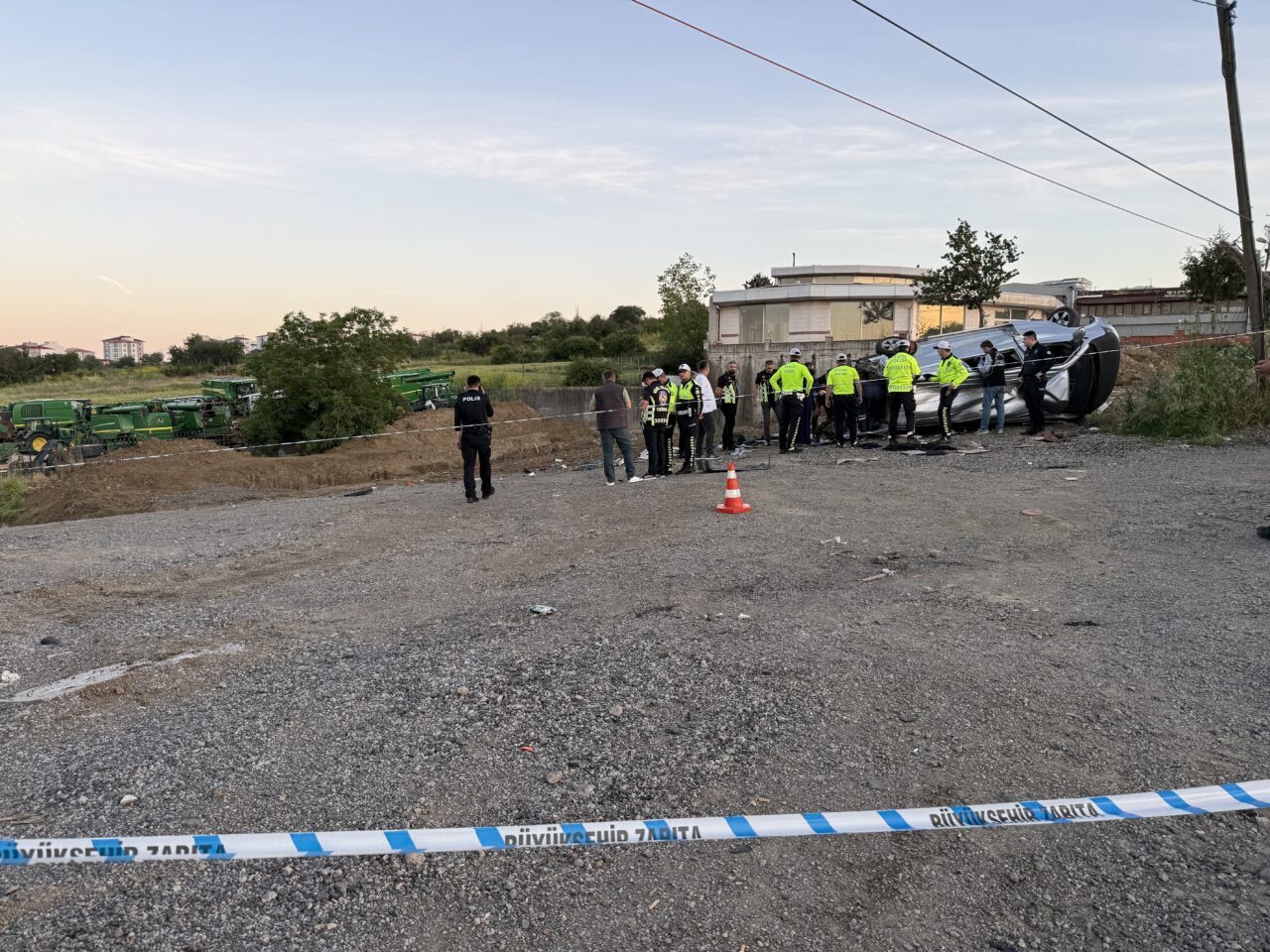 TEKİRDAĞ (AA) – Tekirdağ'ın Süleymanpaşa ilçesinde yolcu midibüsüyle hafif ticari