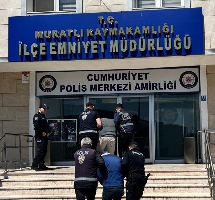 TEKİRDAĞ (AA) – Tekirdağ'ın Muratlı ilçesinde telefon dolandırıcılığına yönelik operasyonda