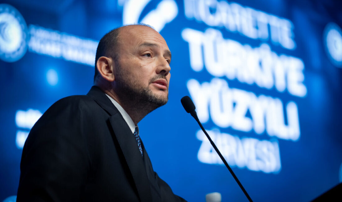 - MÜSİAD Genel Başkanı Burhan Özdemir:
- "Bugün Türkiye, yalnızca bölgesel