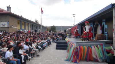 BİTLİS (AA) – Kültür ve Turizm Bakanlığı Devlet Tiyatroları Genel