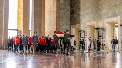 ANKARA (AA) – Türkiye Milli Olimpiyat Komitesi (TMOK) Başkanı Veli