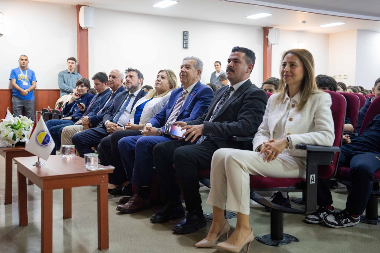 ANKARA (AA) – Türkiye Milli Olimpiyat Komitesinin (TMOK), ilköğretim çağındaki