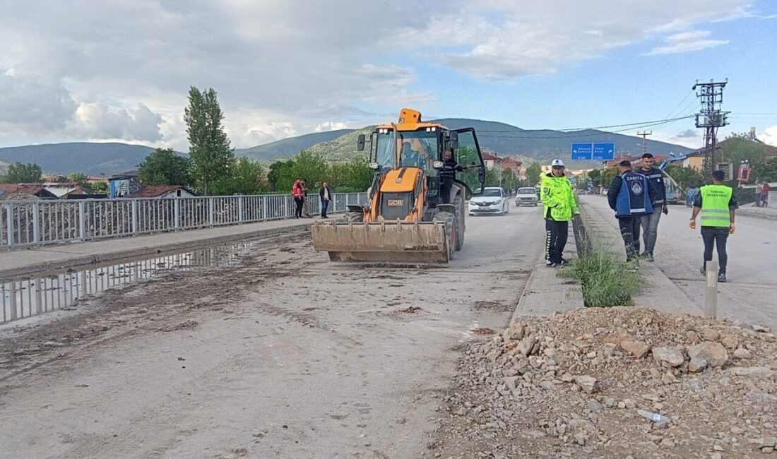 TOKAT (AA) – Tokat'ın Turhal, Pazar ve Niksar ilçelerinde taşkın