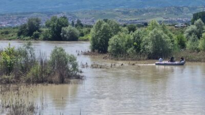 TOKAT (AA) – Tokat'ın Erbaa ilçesinde Kelkit Çayı'na düşerek akıntıya