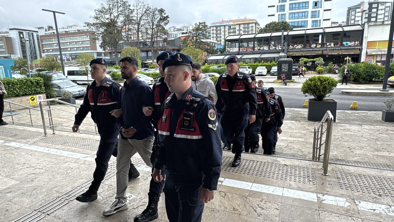 TRABZON (AA) – Trabzon merkezli 5 ilde düzenlenen siber dolandırıcılık
