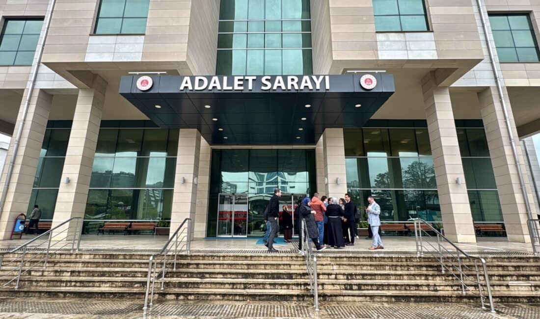 TRABZON (AA) – Trabzon'un Beşikdüzü ilçesinde eşini silahla öldüren, olaya