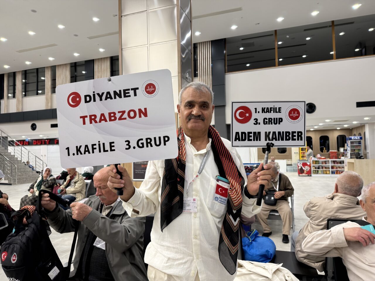 TRABZON (AA) – Trabzon'dan 158 kişilik hac kafilesi, dualarla kutsal