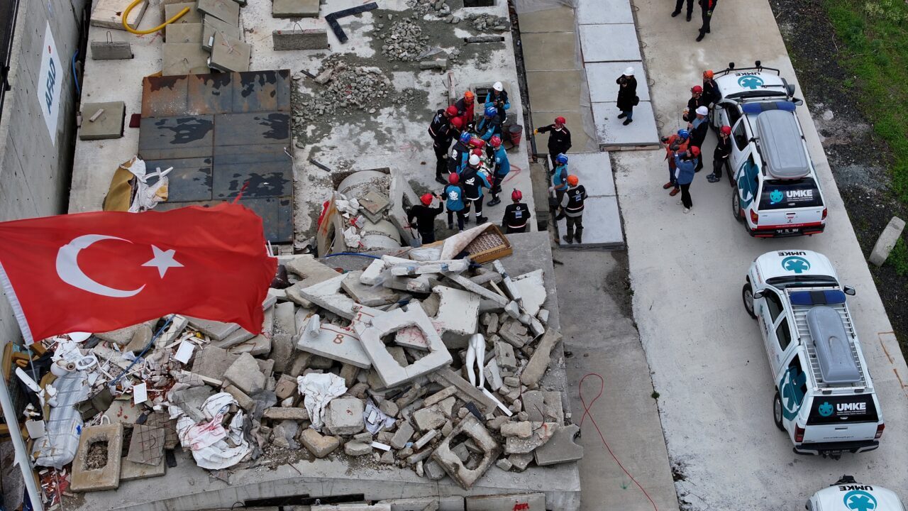 TRABZON (AA) – Trabzon'da "15. Bölge UMKE Temel Eğitimi ve