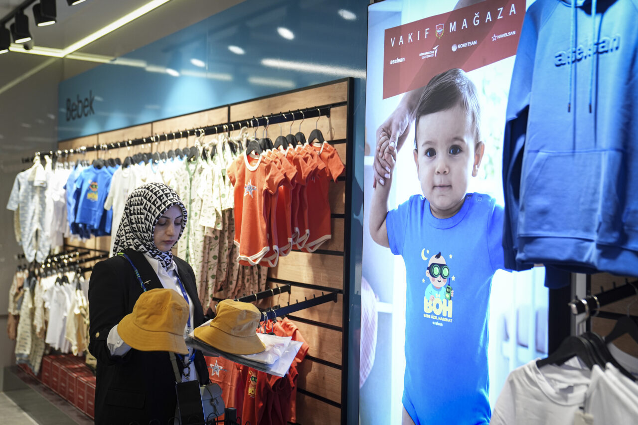 - Türk Silahlı Kuvvetlerini Güçlendirme Vakfı Genel Müdürü Bilal Topçu:
-