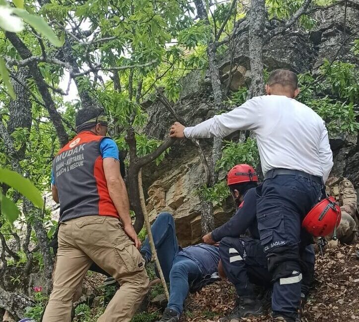 TUNCELİ (AA) – Tunceli’de gezmek için gittiği yaylada rahatsızlanan 60