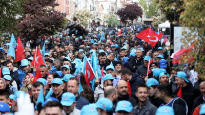 - TÜRK-İŞ Genel Başkanı Ergün Atalay:
- "Biz bu ülkede nerede