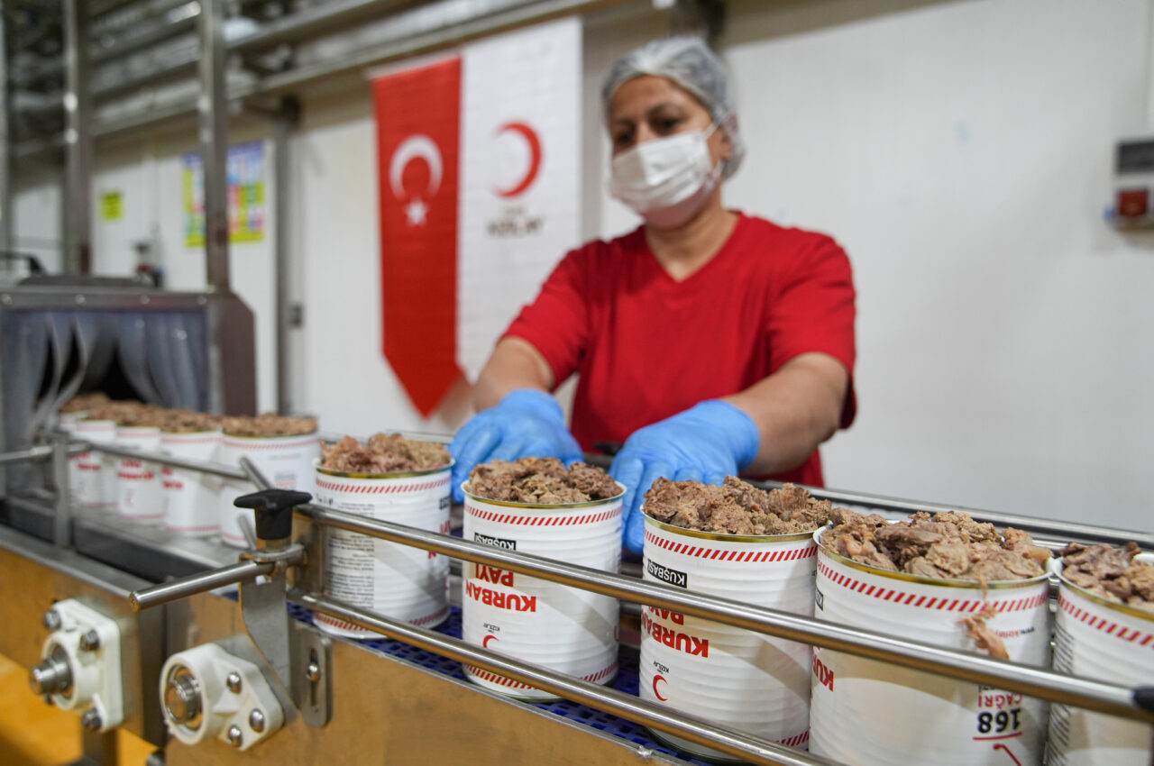 - "20 yıldır başarıyla uyguladığımız kurban modelinde konserve üretimi stratejik