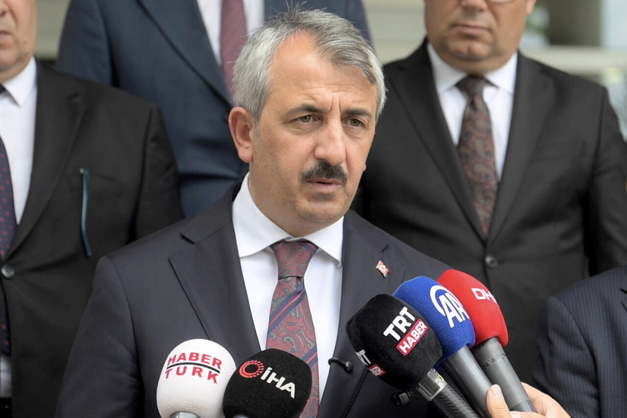 - Edirne Valisi Yunus Sezer:
- "Bu sene Kurban Bayramı tatilinin