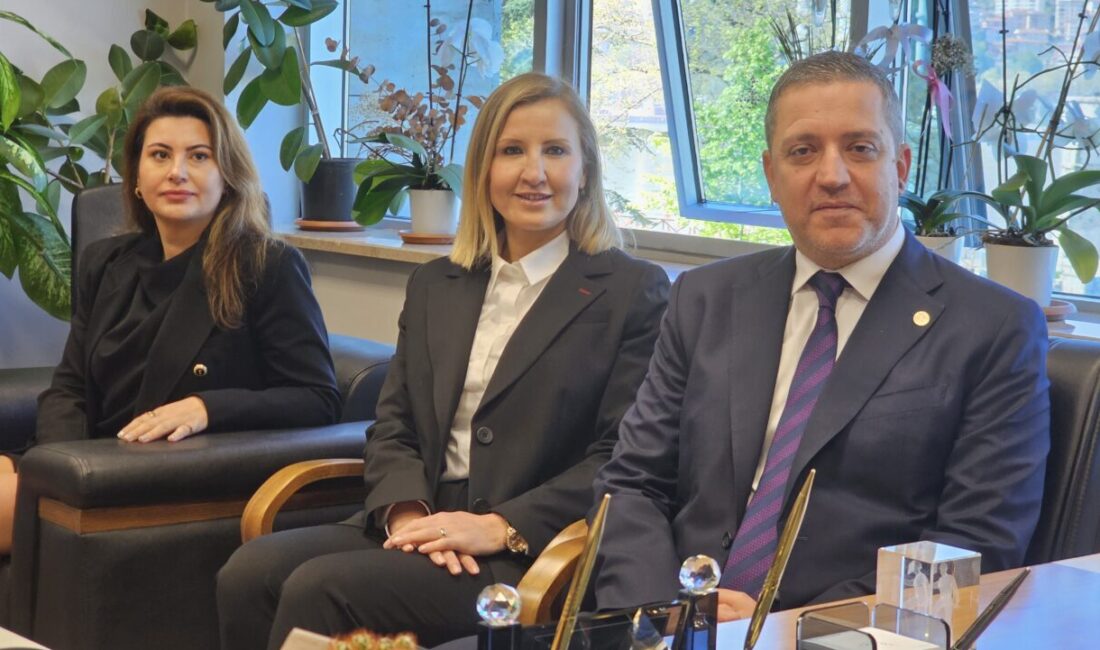 - "(Avukatlara yönelik şiddet) Bu artarak devam eden şiddetin son